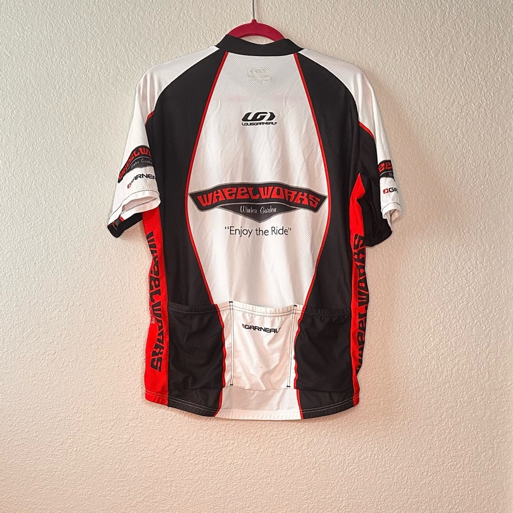 Men’s cycling jersey